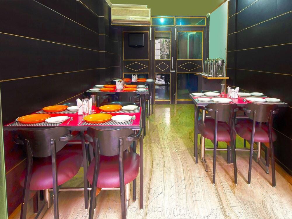 Hotel Amrit Villa Delhi  Esterno foto